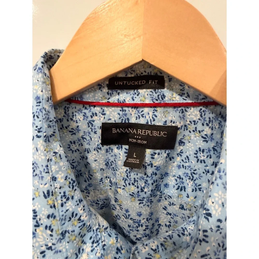 Banana Republic Mens Untucked Fit Non-Iron Floral Shirt Blue White Large L
